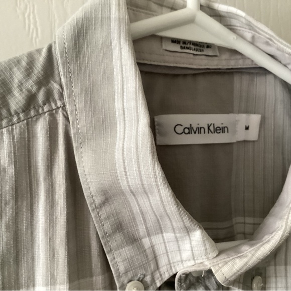 Men’s Calvin Klein shirt. B5 - Picture 3 of 6